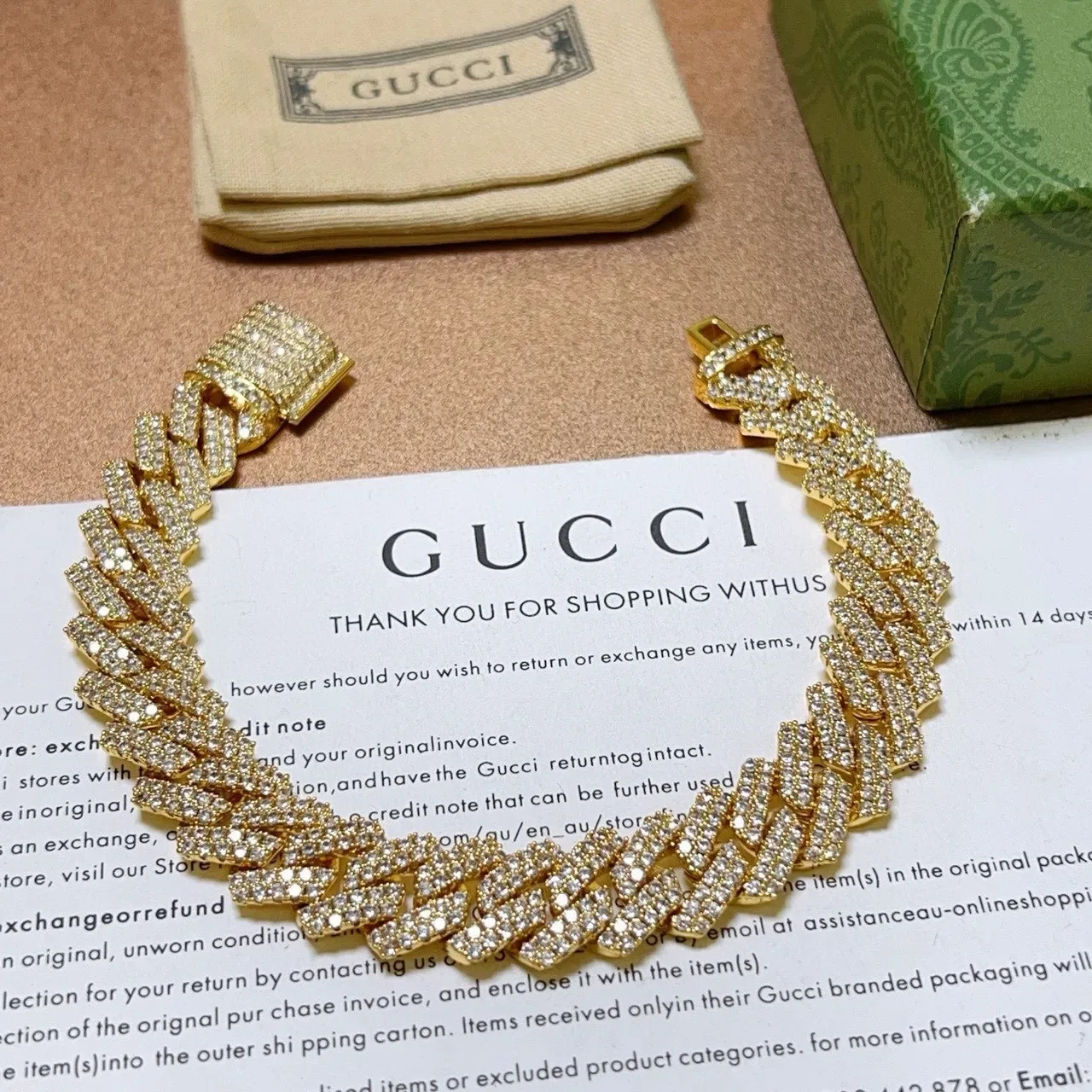 Gucci Crystal-Pave Curb-Link Gold-Tone Bracelet 9