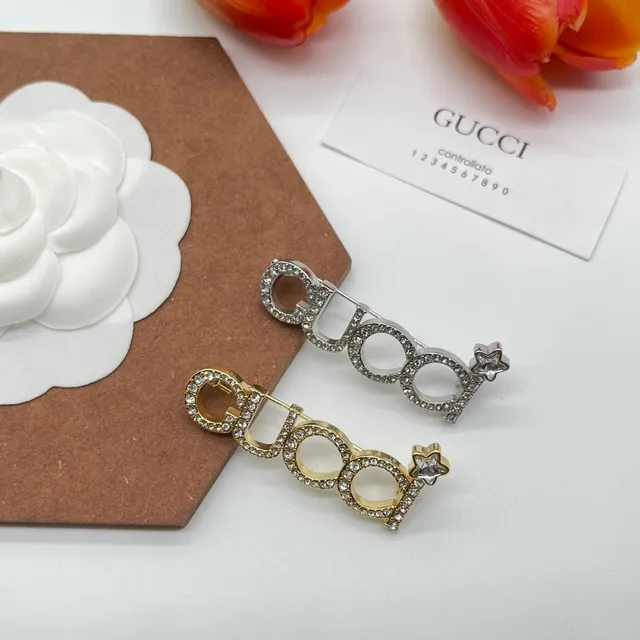 Gucci क्रिस्टल-पेवे इंटरलॉकिंग जी स्टार ब्रोच 2