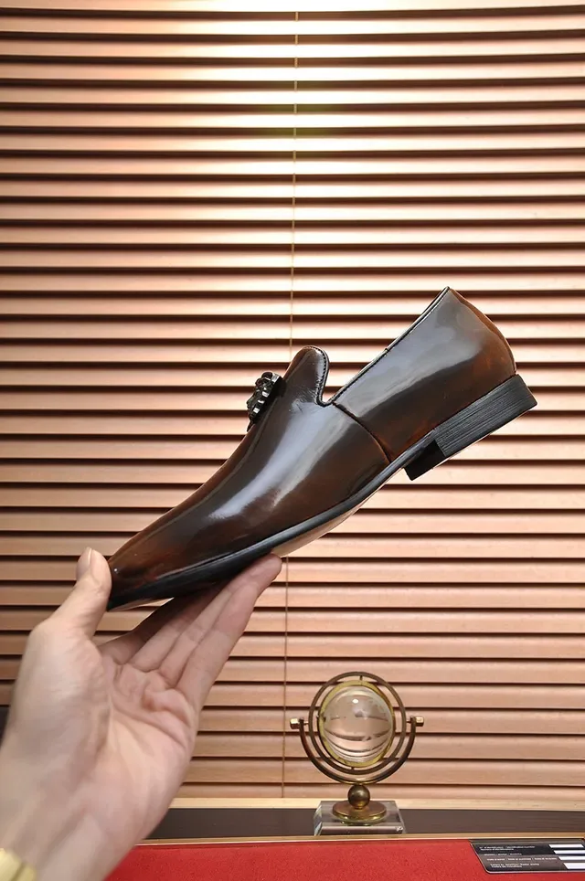 Gucci Dionysus Loafer Polished Brown Leather Slip-On Loafer 6