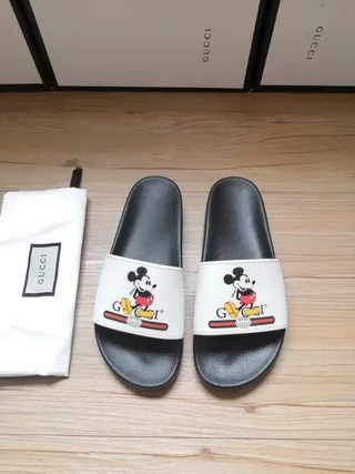 Gucci Disney Mickey Mouse chinelos 3