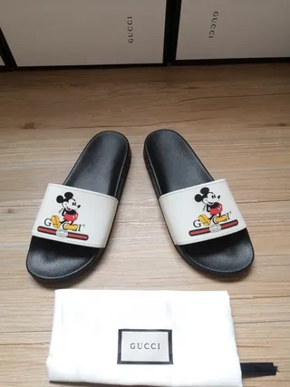 Gucci Disney Mickey Mouse chinelos 8