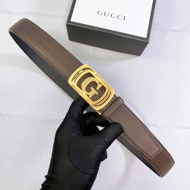 حزام Gucci Double G جلد بني ملمس مشبك ذهبي اللون 5