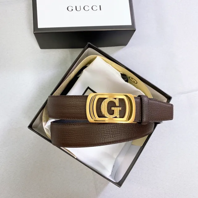 حزام Gucci Double G جلد بني ملمس مشبك ذهبي اللون 6