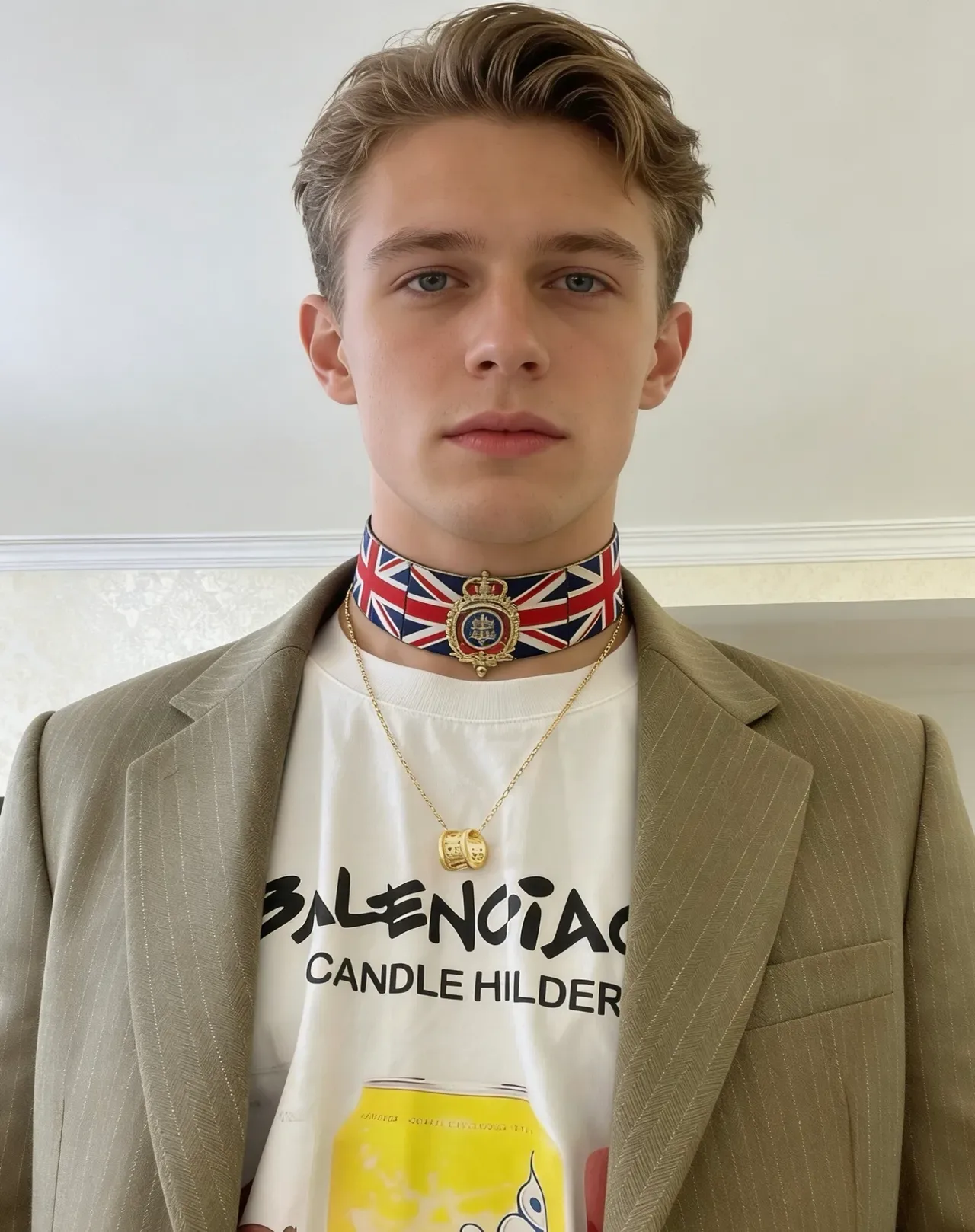 Gucci Double G Pendentif Cilindrique Chaîne Dorée Multicouche 8