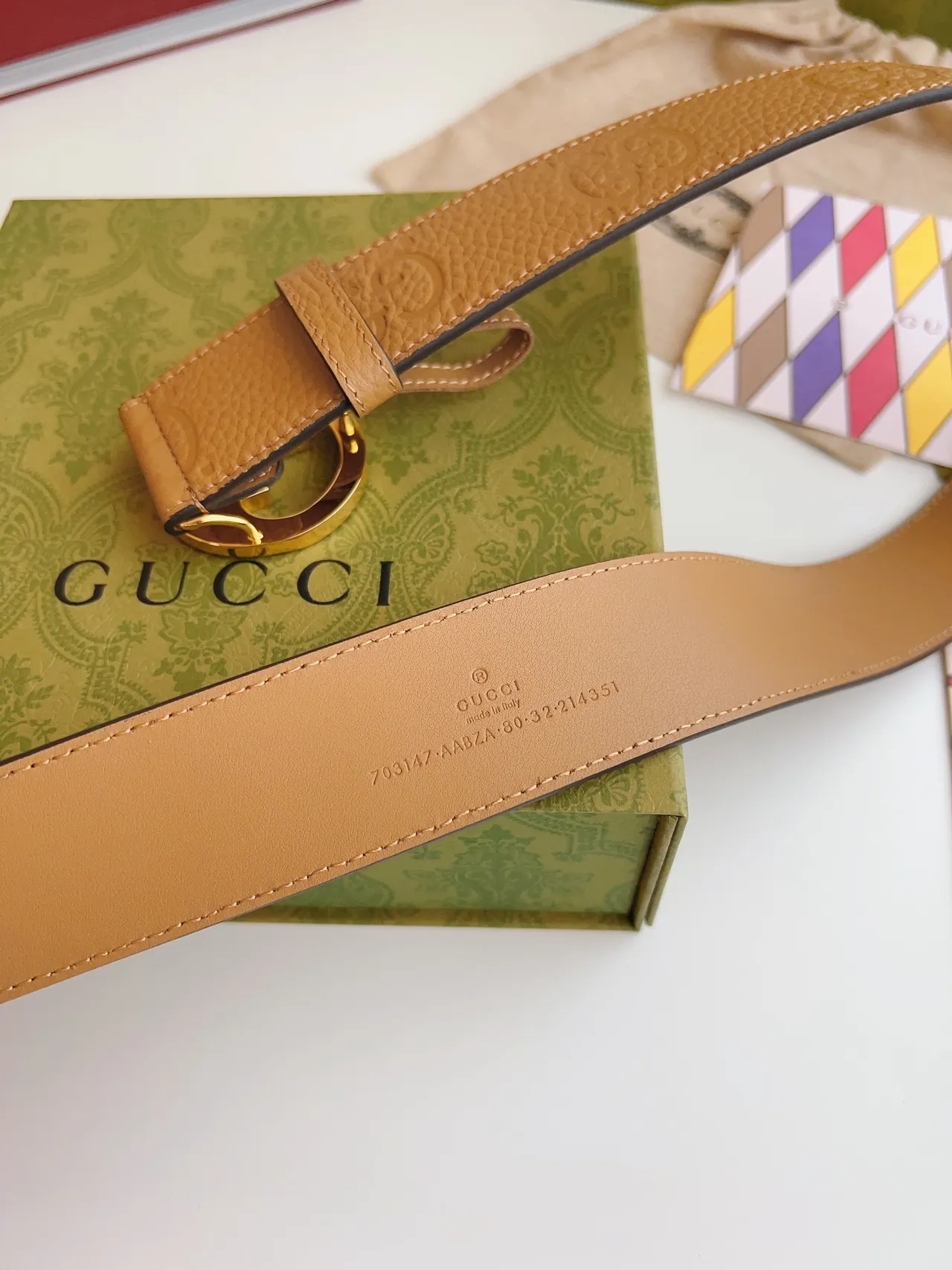 Gucci GG Marmont Beige Gold Interlocking G Buckle Pebbled Leather Belt 8