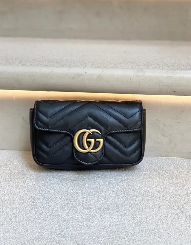 Gucci GG Marmont Black Gold Chevron-Quilted Leather Interlocking Hardware Handbag 3