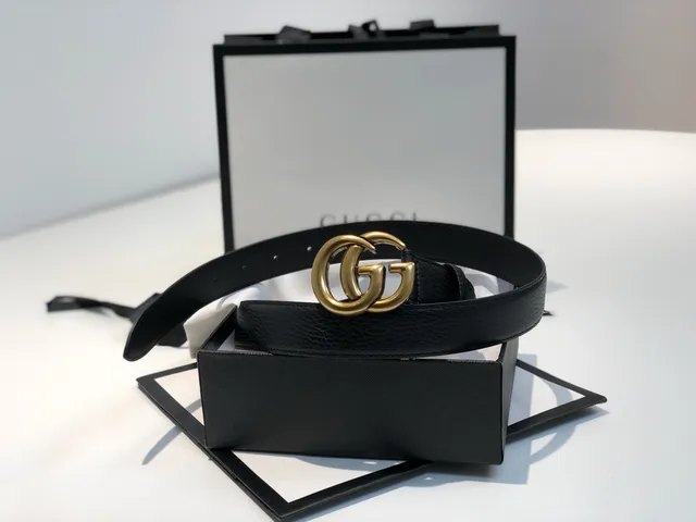 Gucci GG Marmont Black Gold Interlocking Double G Buckle Smooth Leather Belt 6