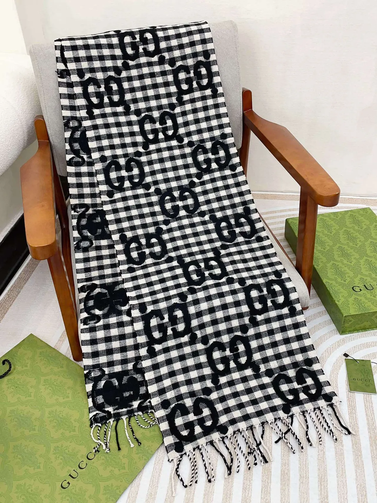 Gucci GG Marmont Black White Gingham Raised Interlocking G Monogram Scarve 8