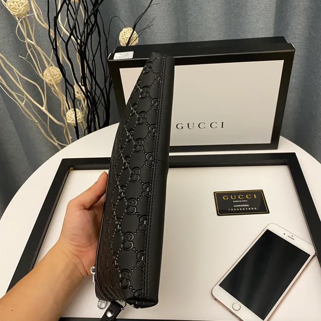 Gucci GG Marmont Pochette Enveloppe Noire Embossée 5