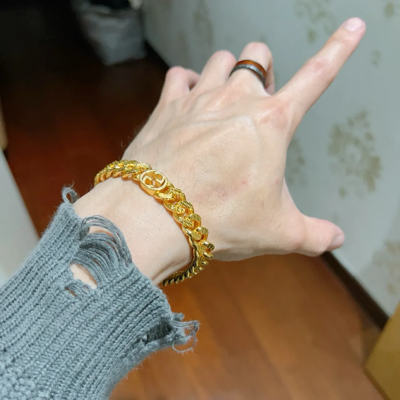Gucci GG Marmont Gold Curb-Link Chain Interlocking G Motif Bracelet 4