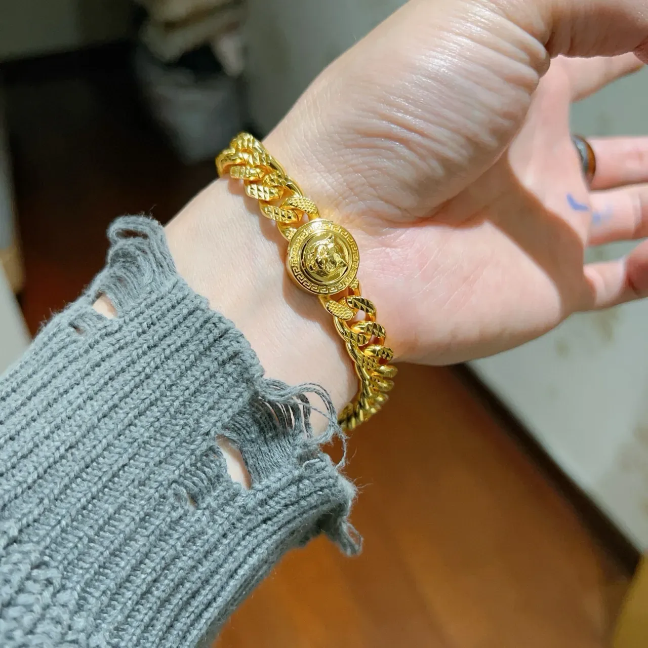 Gucci GG Marmont Gold Curb-Link Chain Interlocking G Motif Bracelet 7