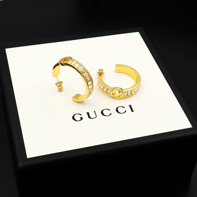 Gucci GG Marmont सोनालि टोन लम्बा आकृति क्रिस्टल हुप ईयररिंग्स 3