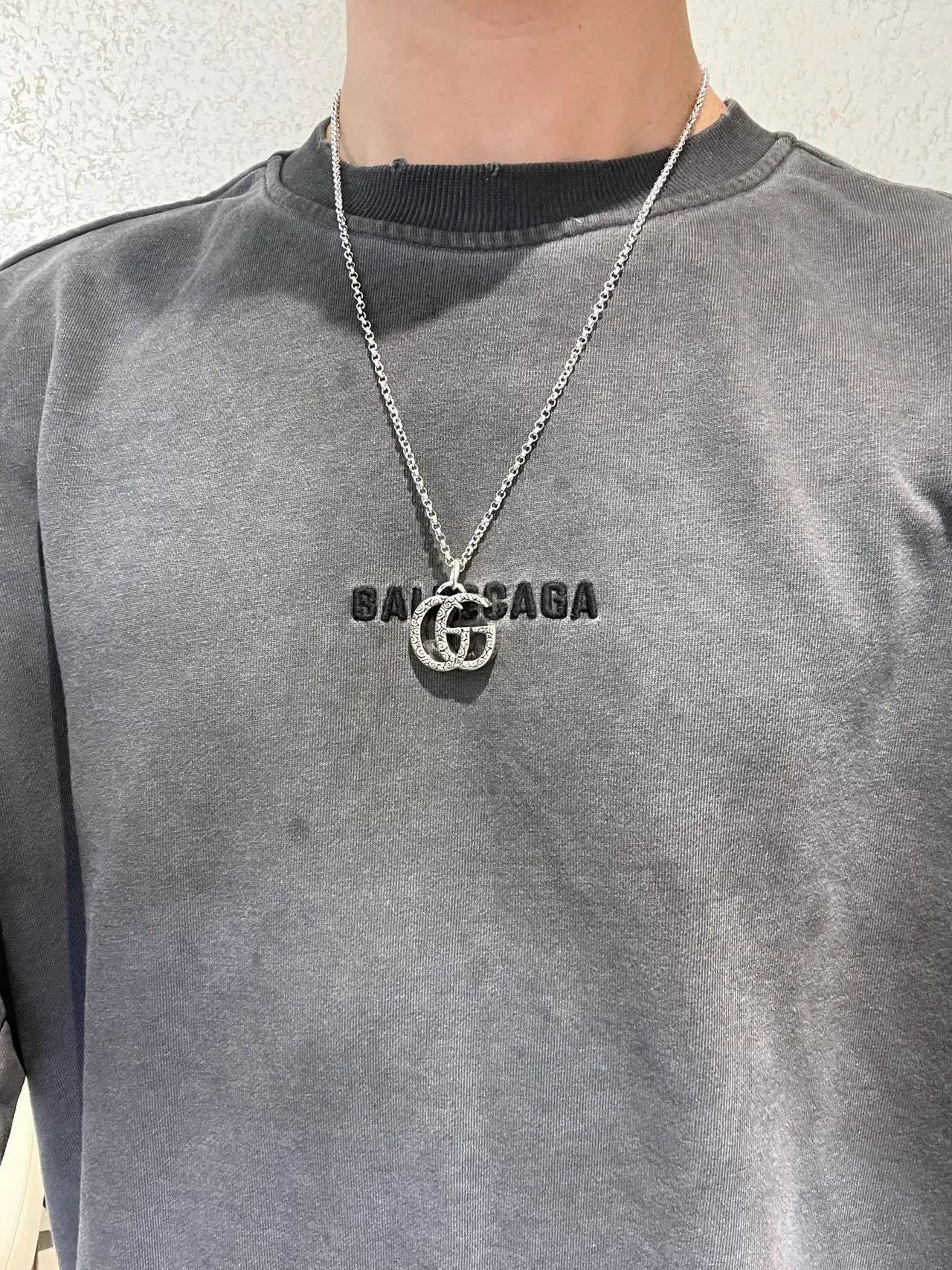 Gucci GG Marmont Interlocking G Engraved Pendant Necklace 2