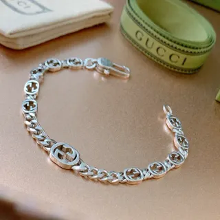 Gucci GG Marmont Interlocking G Logo سوار فضي