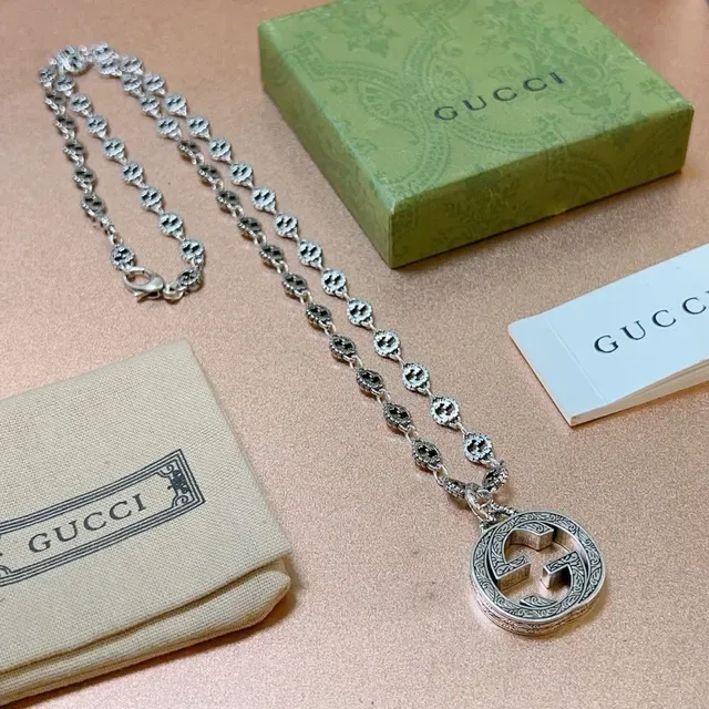 Gucci GG Marmont Interlocking G Motif Silver-Toned Necklace 4