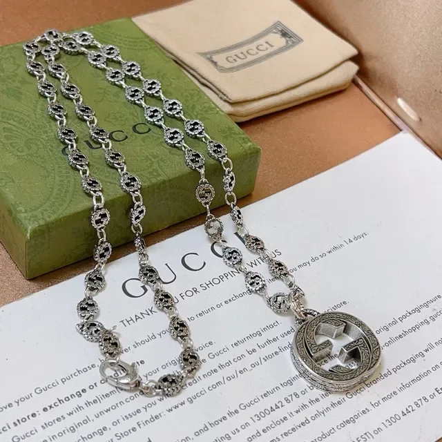 Gucci GG Marmont Interlocking G Motif Silver-Toned Necklace 7