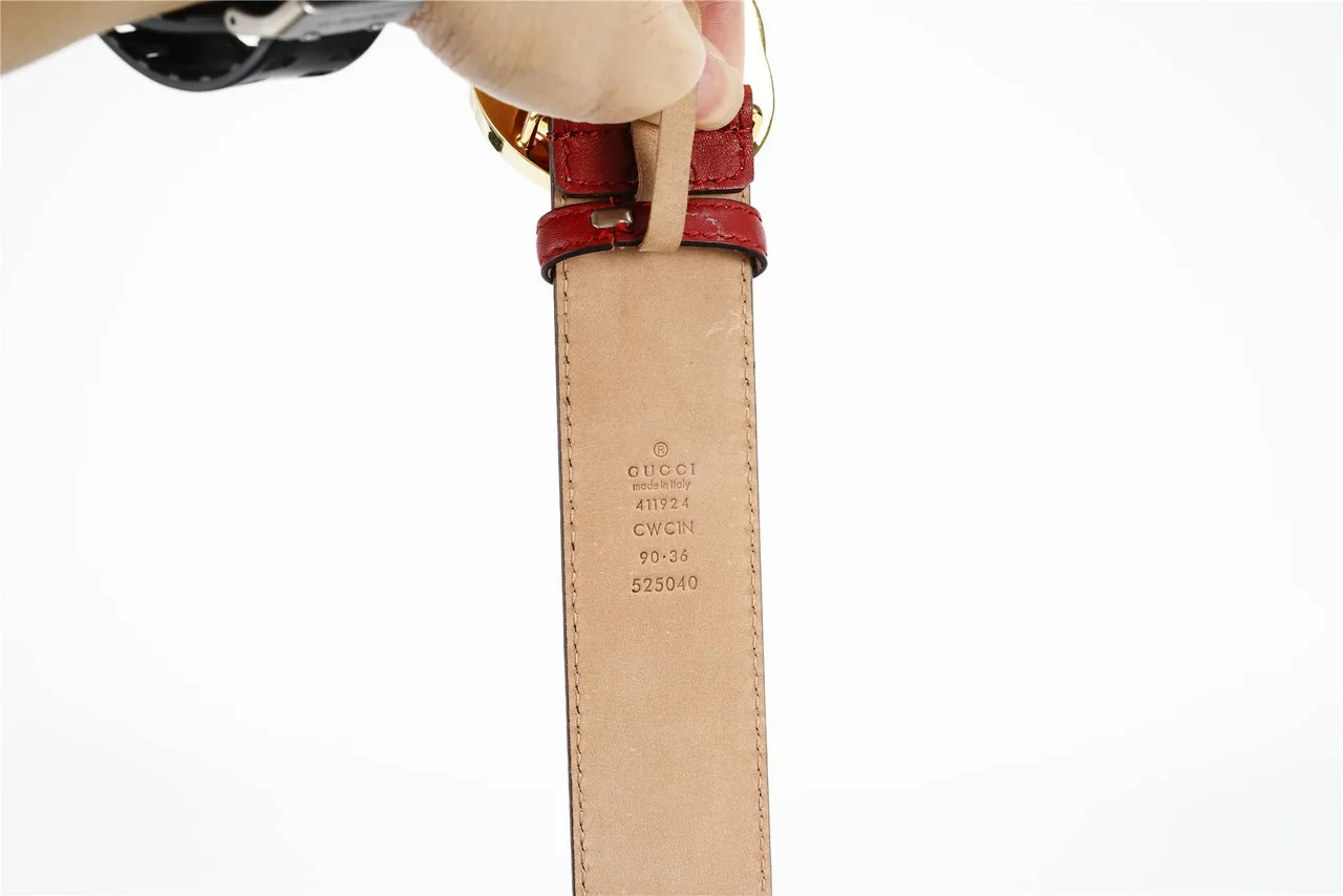 Gucci GG Marmont Cinto de couro vermelho com relevo 7