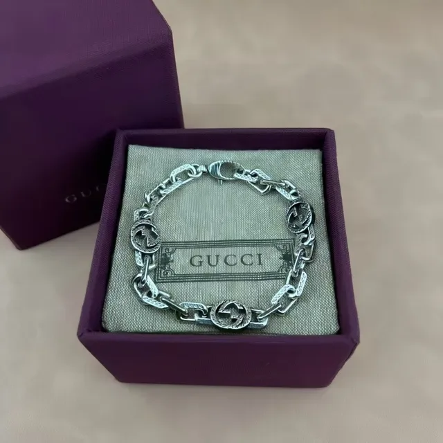Gucci GG Marmont Silver Interlocking Logo Chunky Link Chain Necklace 4