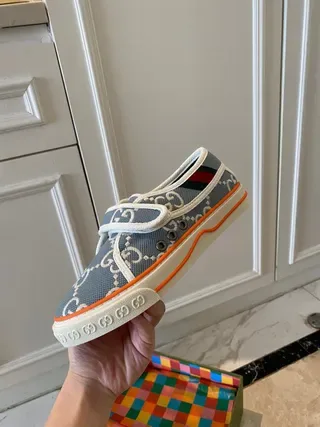 Gucci gris naranja GG Monogram Print cierre con correa Velcro zapatillas lifestyle 8