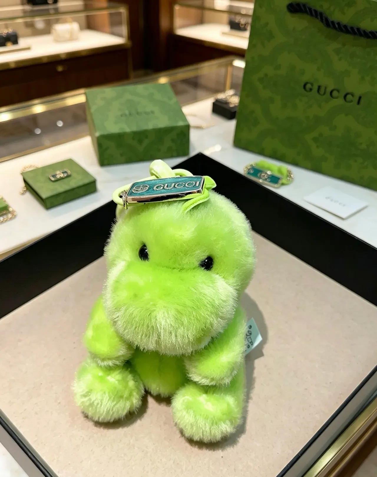 Gucci Bolso verde azul peluche animal suave ligero 8