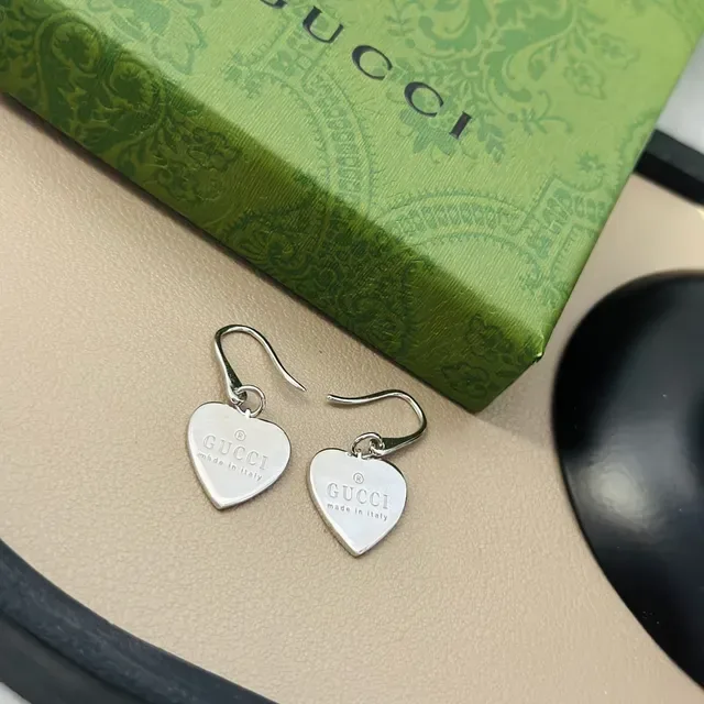 Gucci Heart-Shaped Drop Silver Beige Earrings 3
