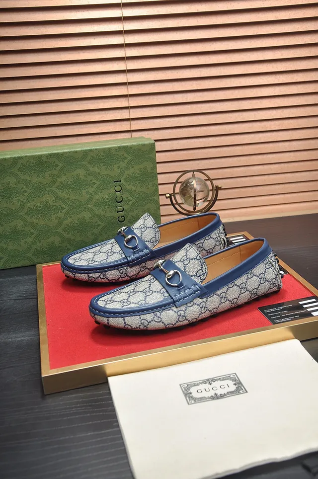 Gucci Horsebit 1955 Beige and Navy mocassins 3