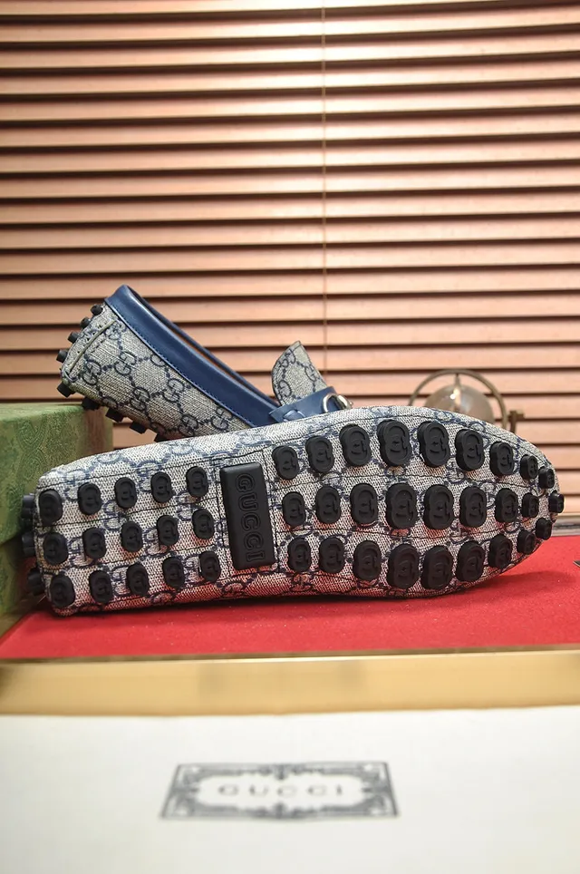 Gucci Horsebit 1955 Beige and Navy mocassins 7
