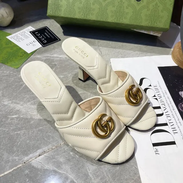 Gucci Horsebit 1955 بيج ذهبي جلد مقصوص interlocking GG فيلقرة كعب سميك 8