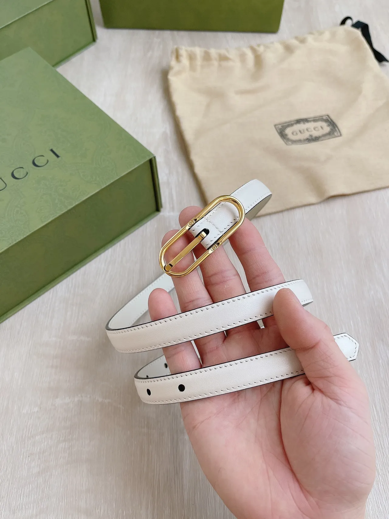 Gucci Horsebit 1955 ভূরা সোনা স্লিম প্রোফাইল আইভরি চামড়া বেল্ট 8