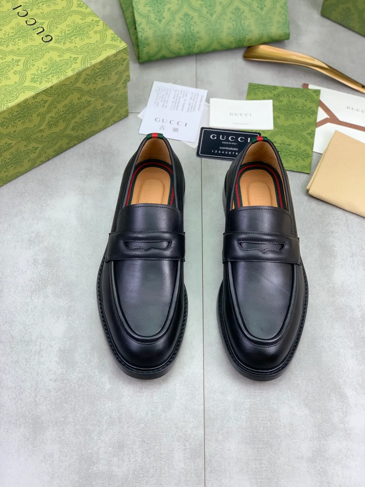 Gucci Horsebit 1955 Cuir Noir et Vert Bride Penny Mocassin 5