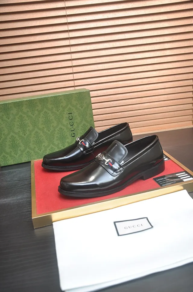 Gucci Horsebit 1955 Black Leather Horsebit Loafers 3