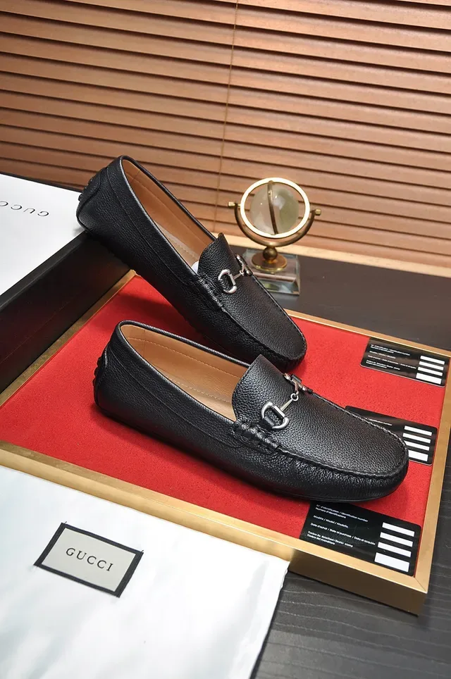 Gucci Horsebit 1955 काले छिलके वाले चमड़े के लोफर 5