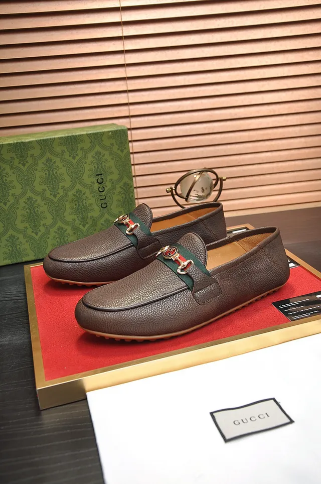 Gucci Horsebit 1955 Mocassins de couro marrom com textura de grão 8