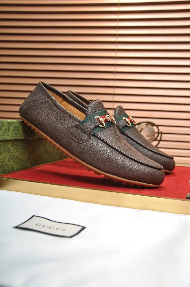 Gucci Horsebit 1955 Mocassins de couro marrom com textura de grão 9