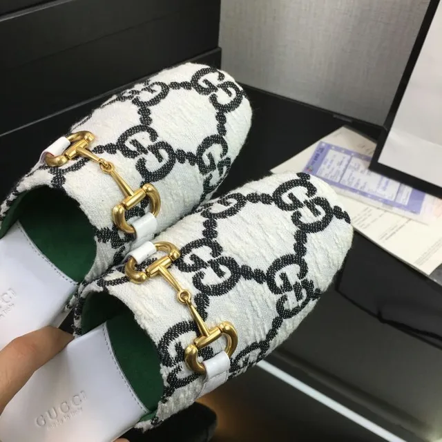 Gucci Horsebit 1955 Blanc et Noir GG Jacquard Mélange de Laine Partie Supérieure Boucle Or Chaussures Casuales 2