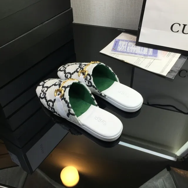 Gucci Horsebit 1955 Blanc et Noir GG Jacquard Mélange de Laine Partie Supérieure Boucle Or Chaussures Casuales 4