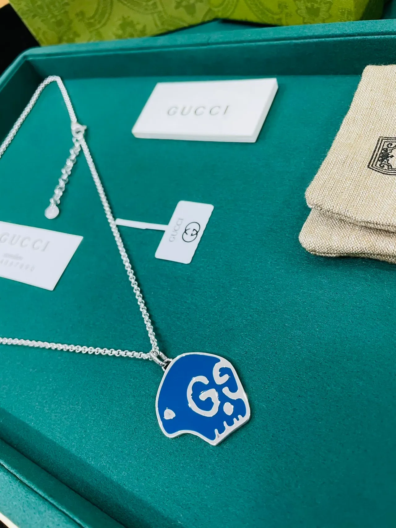 Gucci Interlocking G Pendentif Bleu Émaillé 4