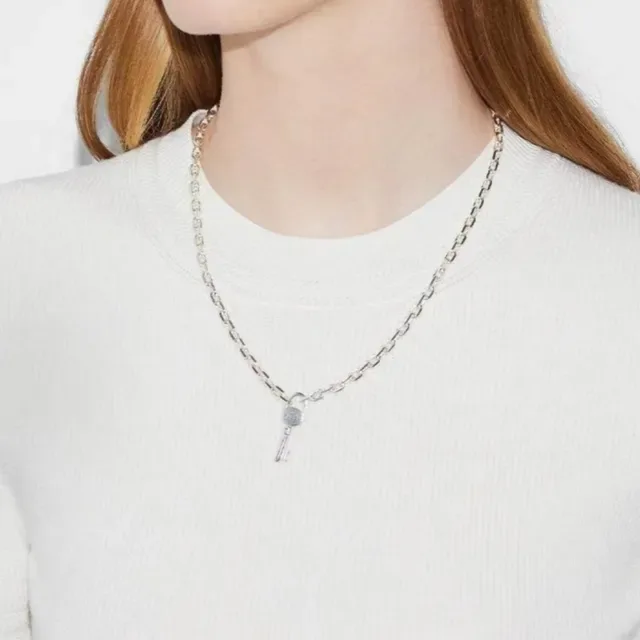 Gucci Key Bracelet Silver-Toned Curb Chain Bracelet 2
