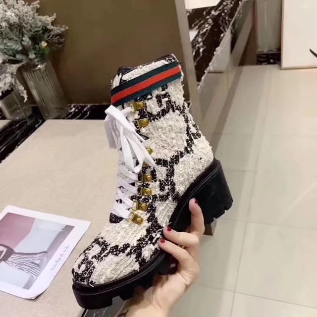 Gucci Le Cagole ट्वीड वेब स्ट्रैप एंक्ल बूट 6