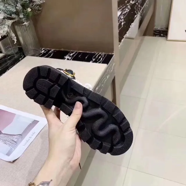 Gucci Le Cagole ट्वीड वेब स्ट्रैप एंक्ल बूट 7