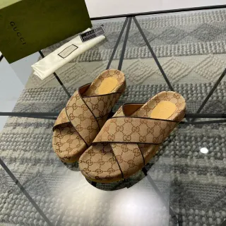 Gucci Ophidia GG Monogram Zapatillas con tiras cruzadas