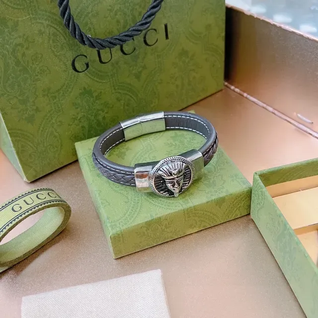 Gucci Pharaoh Medallion Pulsera de cuero trenzado 6