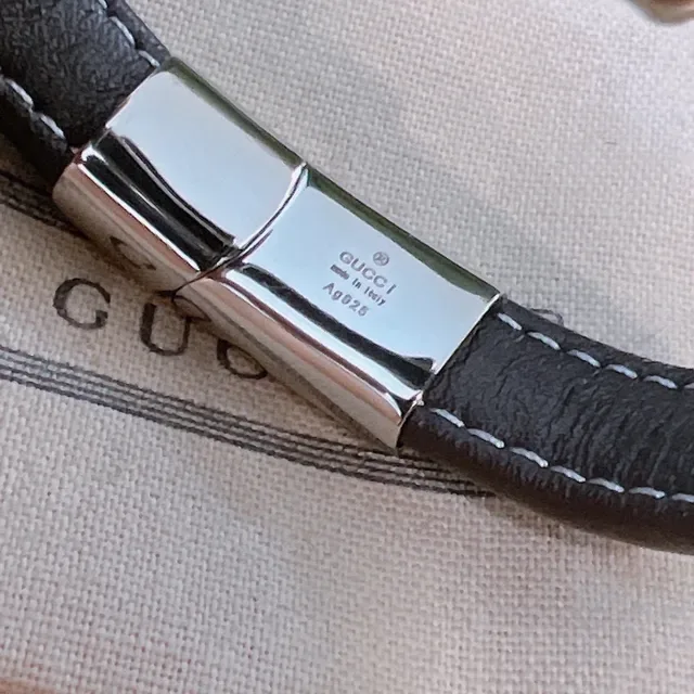 Gucci Pharaoh Medallion Pulsera de cuero trenzado 7