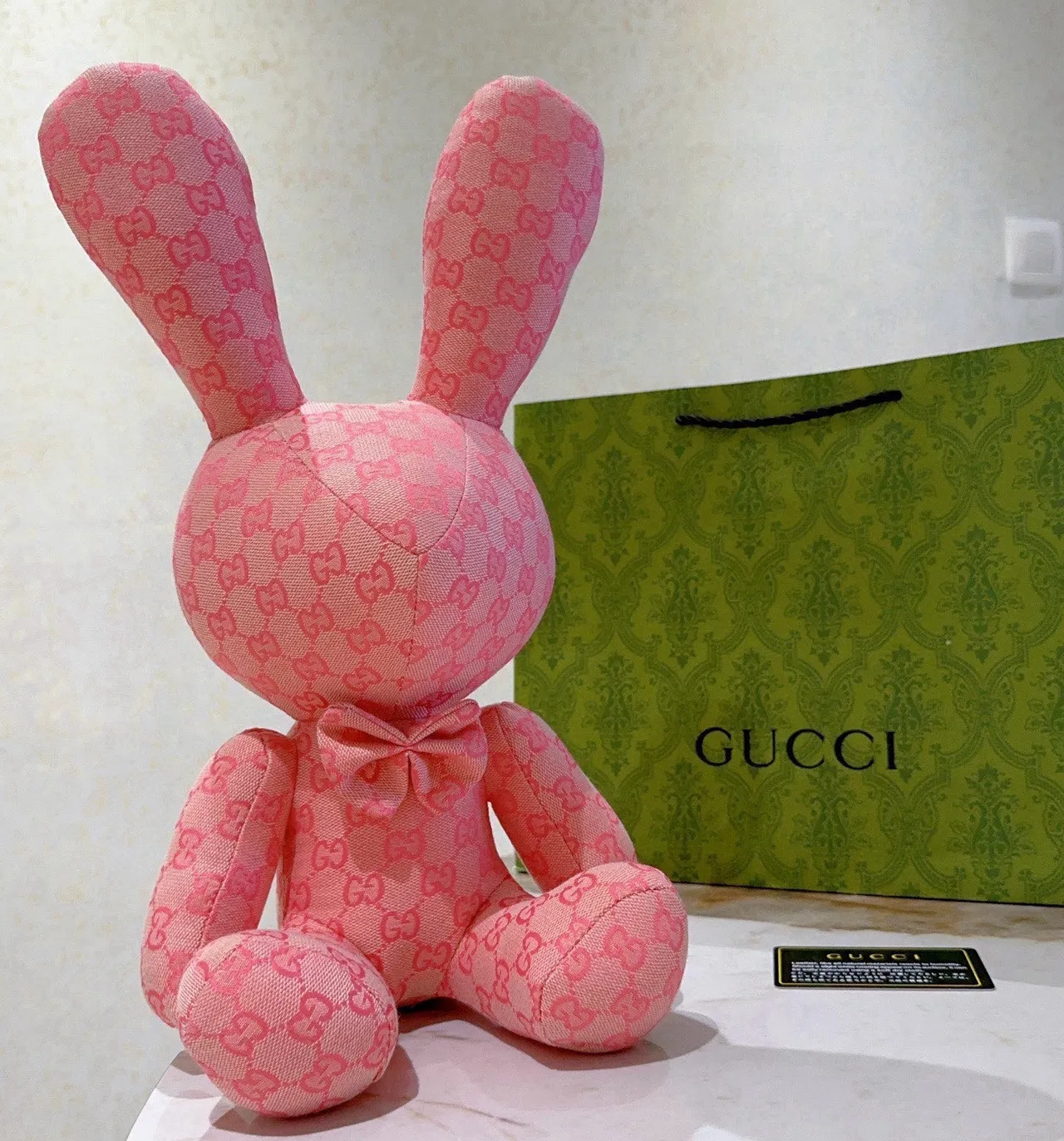 Gucci गुलाबी GG Monogram कपड़ा नरम भरा हुआ खिलौना हैंडबैग 6