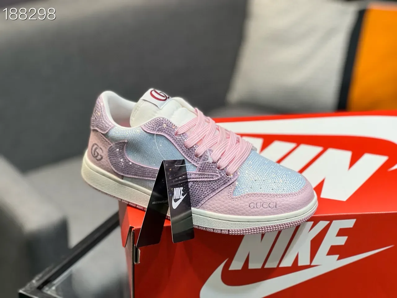 Gucci Tênis Lifestyle Rosa Prata com Cristais Malha Iridescente 4