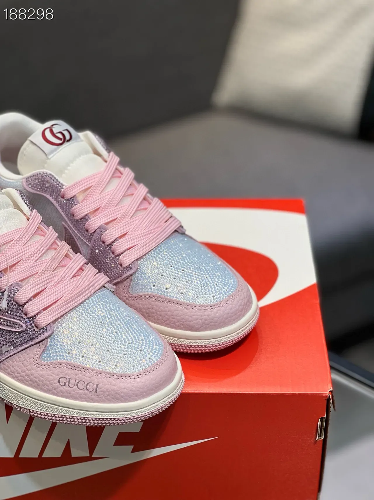 Gucci Tênis Lifestyle Rosa Prata com Cristais Malha Iridescente 5