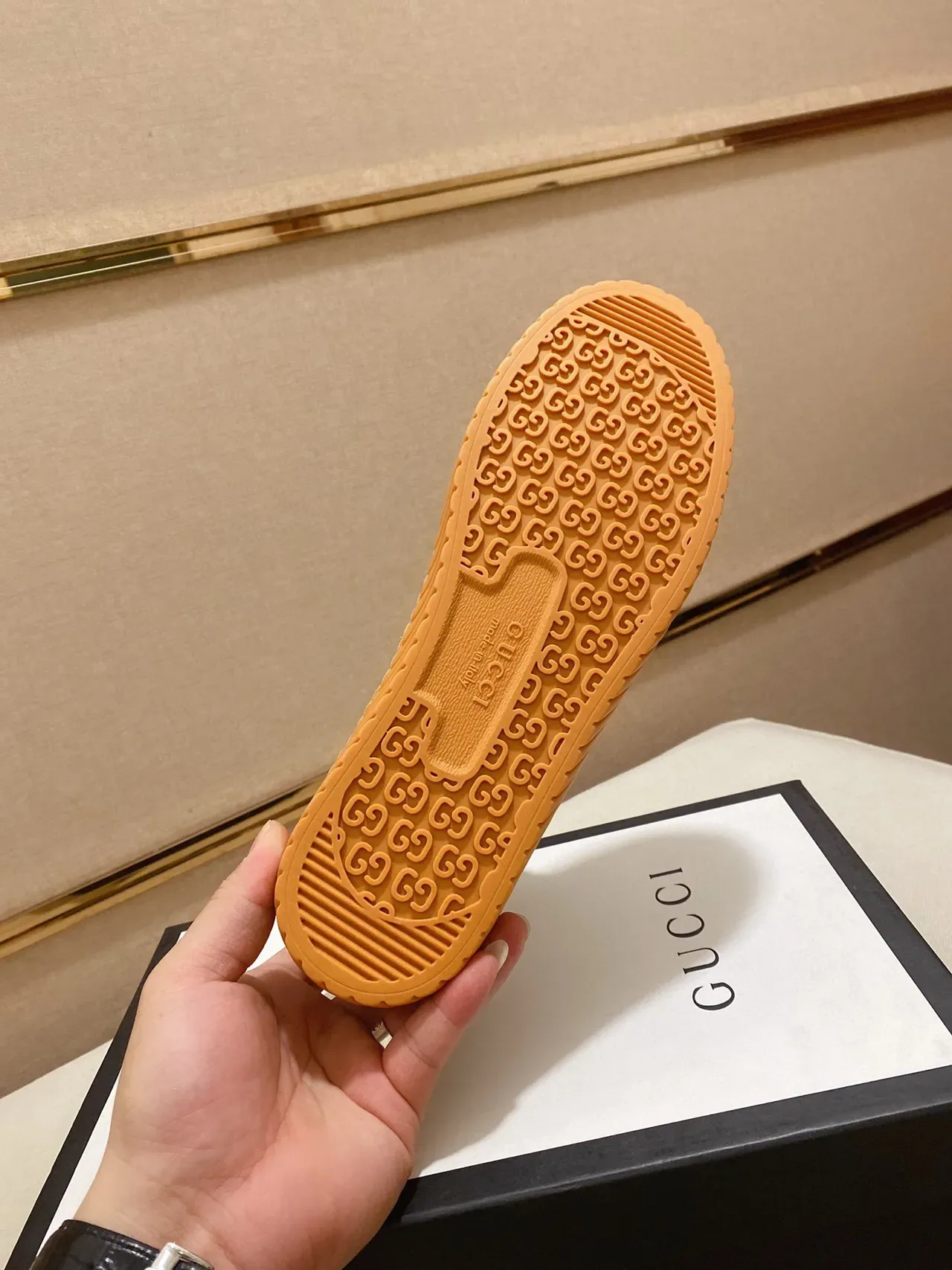 Gucci Rhyton काले भूरे हरे नारंगी Web Stripe लाइफस्टाइल स्नीकर 2
