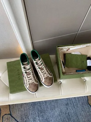 Gucci Screener bege Monogram Canvas Green-Red Web High-Top Lifestyle Sneakers 2