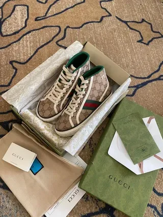 Gucci Screener bege Monogram Canvas Green-Red Web High-Top Lifestyle Sneakers 4