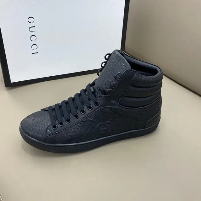 Gucci Screener Sneakers lifestyle noires embossées GG Monogram 5